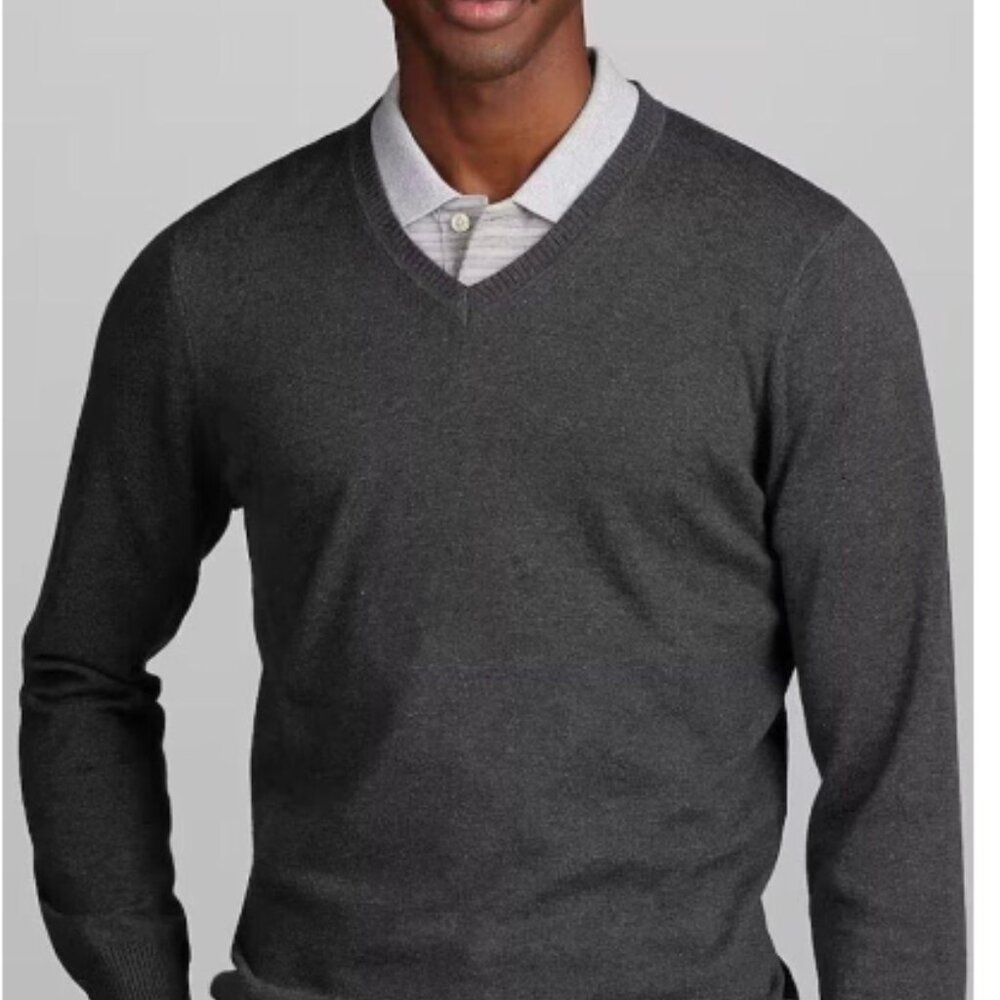 Jos A Bank pullover sweater